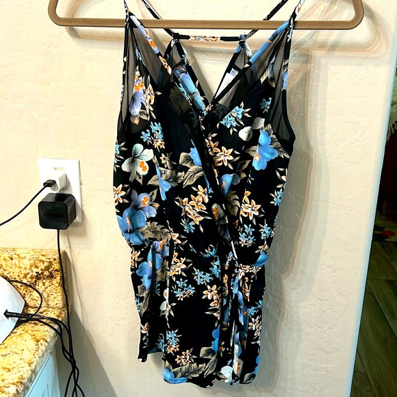 Sienna Sky Floral racerback summer top - Picture 1 of 2